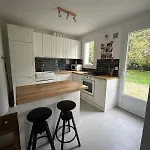Family House With Garden * Mesquer