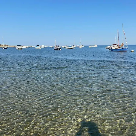 Family House With Garden Сasa de vacaciones